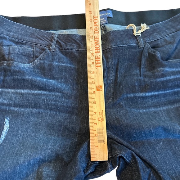 Democracy “Ab” Solution Straight Slim Jeans 24W Blue Distressed Raw Hem Cropped. - Picture 11 of 11